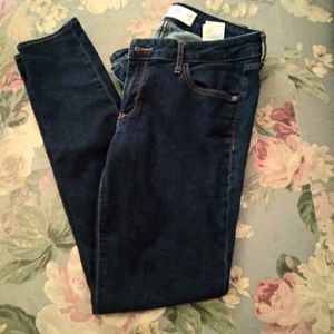 Abercrombie and Fitch Jean Legging 8R/29